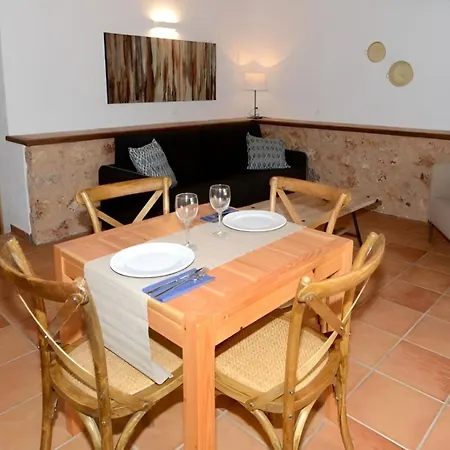 Yourhouse Porreti El Galliner * Lloret de Vistalegre