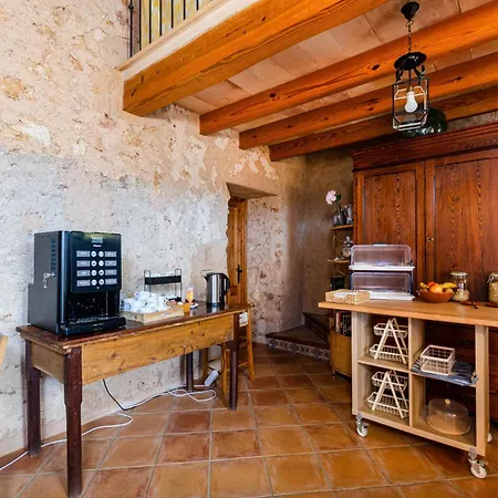 Yourhouse Porreti El Galliner * Lloret de Vistalegre